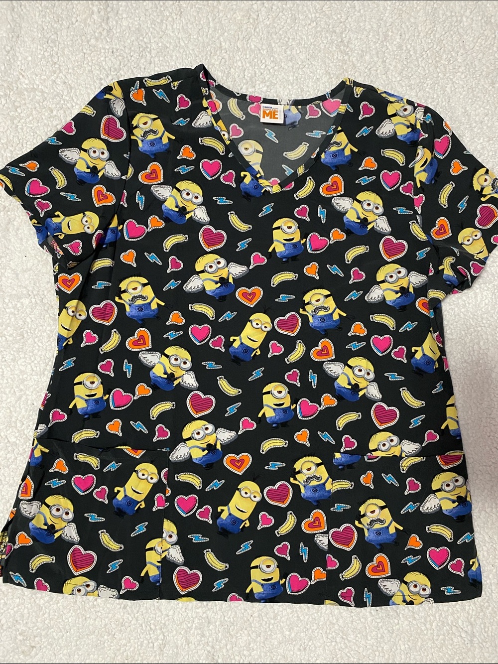 Despicable me scrub top minions hearts bananas size XL
